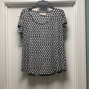 CHICOS Sz 2 short sleeve round neck tee